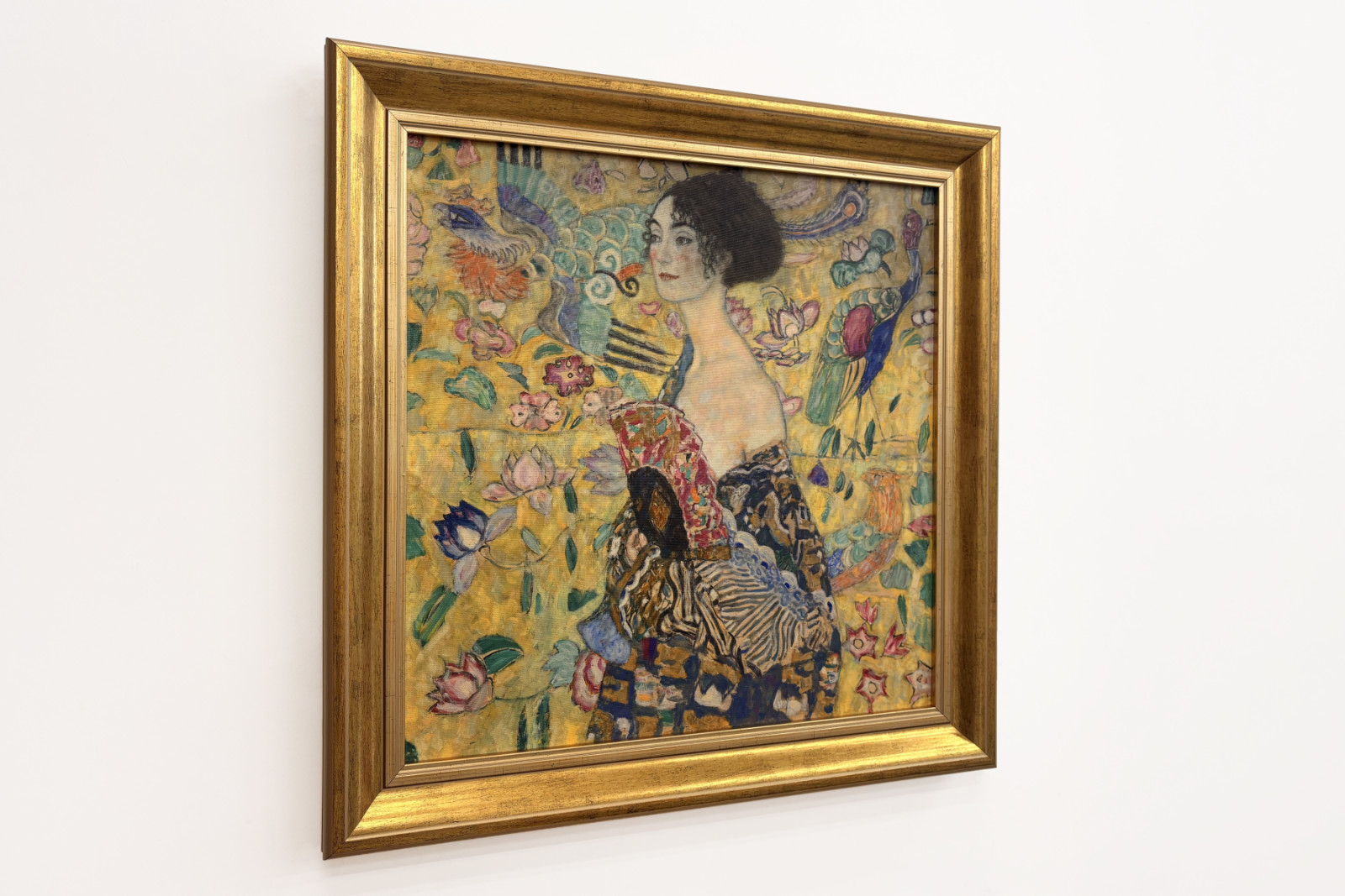 Senhora com ventilador - Gustav Klimt