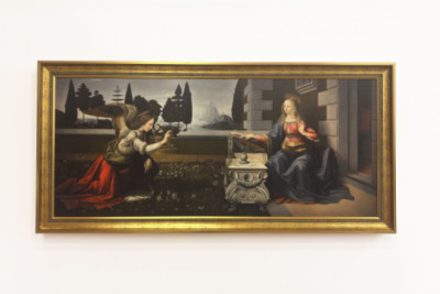 Itália Toscana Florença, Galeria Uffizi: A Anunciação, Pintura de Leonardo da Vinci (1452-1519), Óleo sobre madeira, ca. 1472-1475, 98x217 cm
