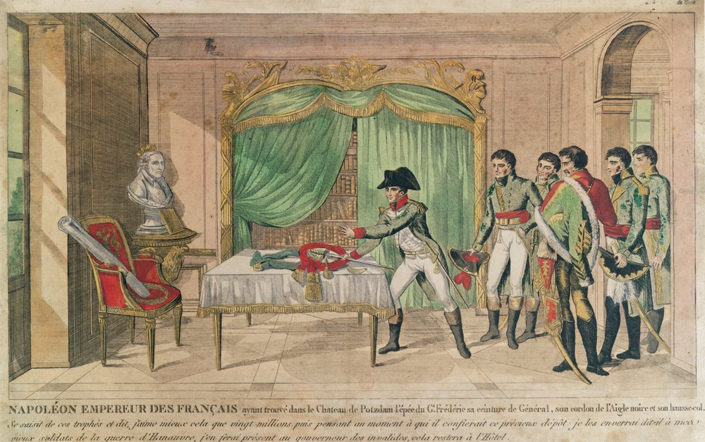 Imperador Napoleão eu contemplando a espada de Frederico o grande em Potsdam em 1806 (gravura de cor) de French School