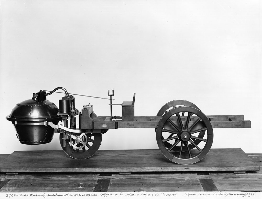 Carro a vapor inventado por Nicolas Joseph Cugnot (1725-1804) de French School