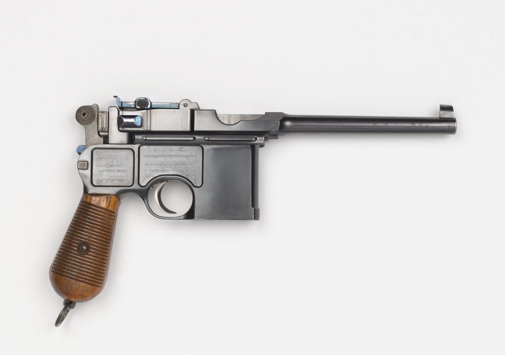 Mauser C96 7,63 mm pistola | German School