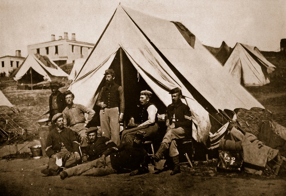 Grupo dos 22nd Voluntários de Nova York, 1861-65 (foto sépia) de Mathew B. Brady