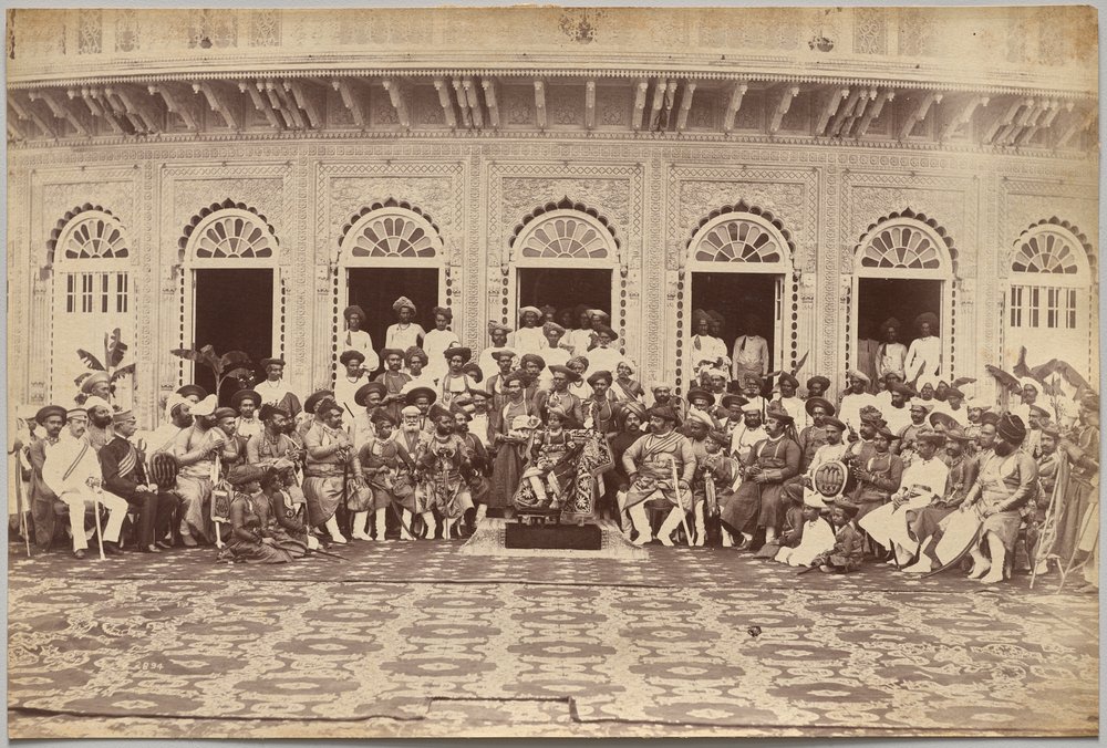 Marajá de Scindia, nobres e altos funcionários, Gwalior de Raja Deen Dayal