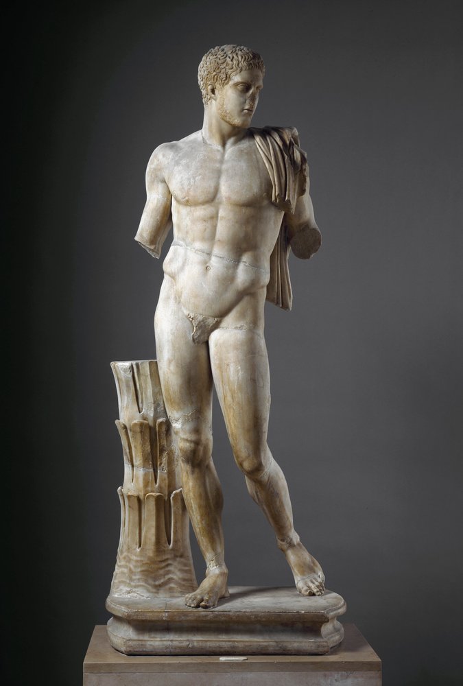 Diomedes. Escultura romana em mármore segundo um original grego. Proveniente de Cumas. Altura: 177 cm. Museo Archeologico Nazionale, Nápoles de Roman Roman
