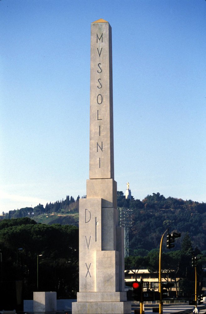 Roma. Foro Itálico o obelisco dedicado a Mussolini. de Roman Roman