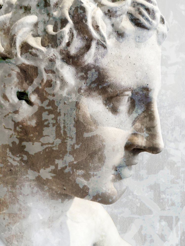 Perfil de mármore envelhecido de Angelo Cerantola
