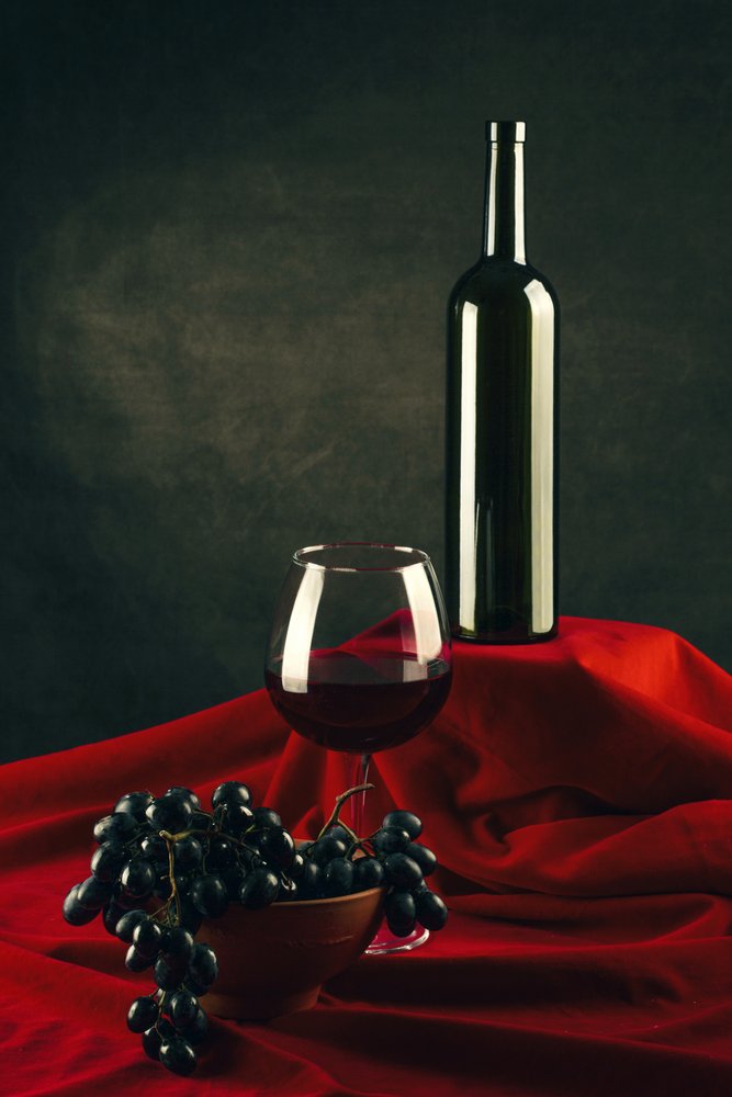 Natureza morta com vinho e uvas de Brig Barkow