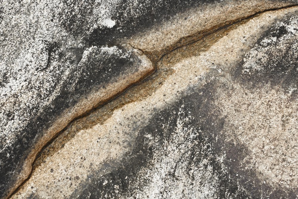 Fenda na pedra desgastada de Christina Sillen