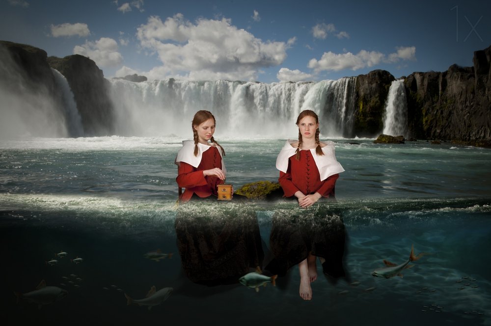 Sereias na cascata de Christine von Diepenbroek
