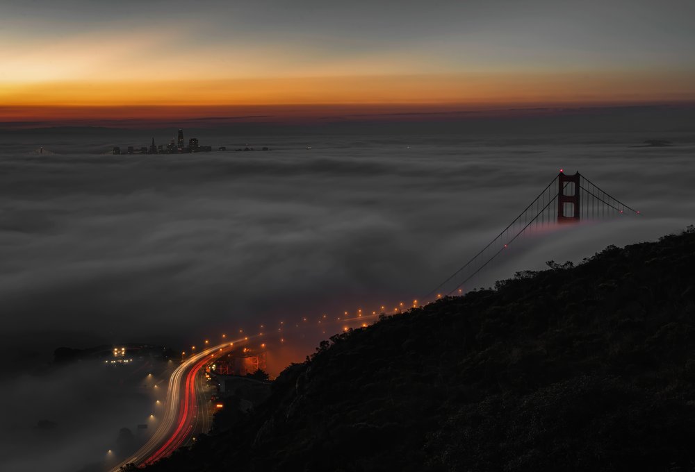 Noite de nevoeiro na Ponte Golden Gate de Chuanxu Ren