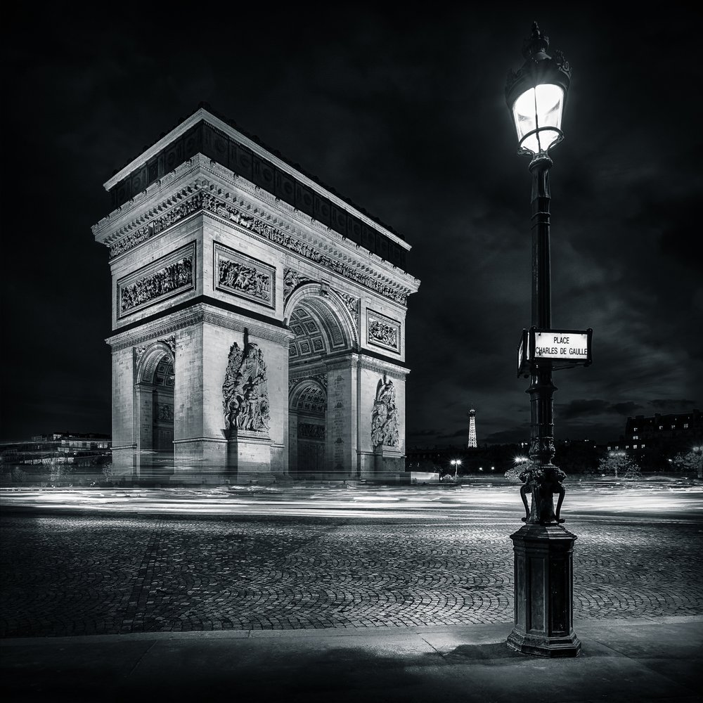 Arco do Triunfo da Estrela em Paris, a preto e branco de Frédéric MONIN