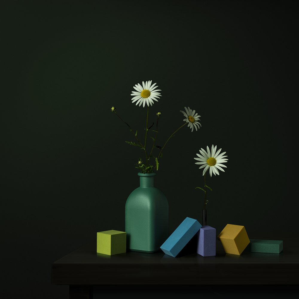 Vaso Daisy com blocos geométricos de Juan Antonio Palacios