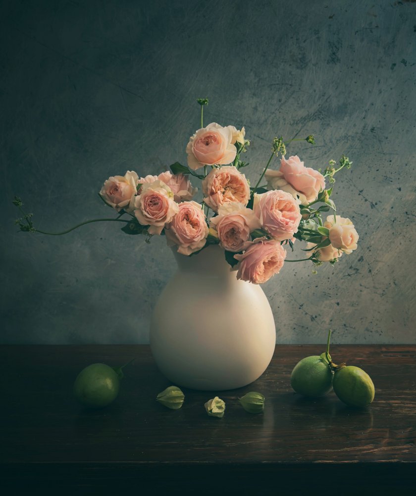 Natureza morta com rosas cor-de-rosa de Judy Tseng