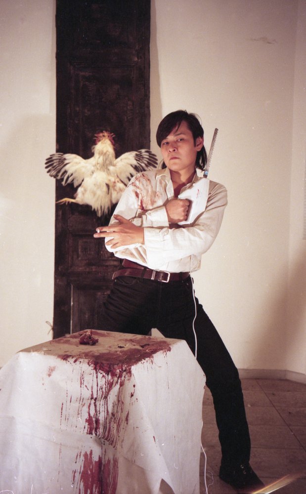 Espetáculo «Bloody Table» de Kanat Ibragimov