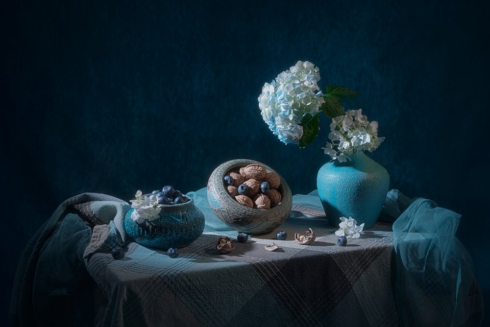 Natureza morta azul elegante de Lydia Jacobs
