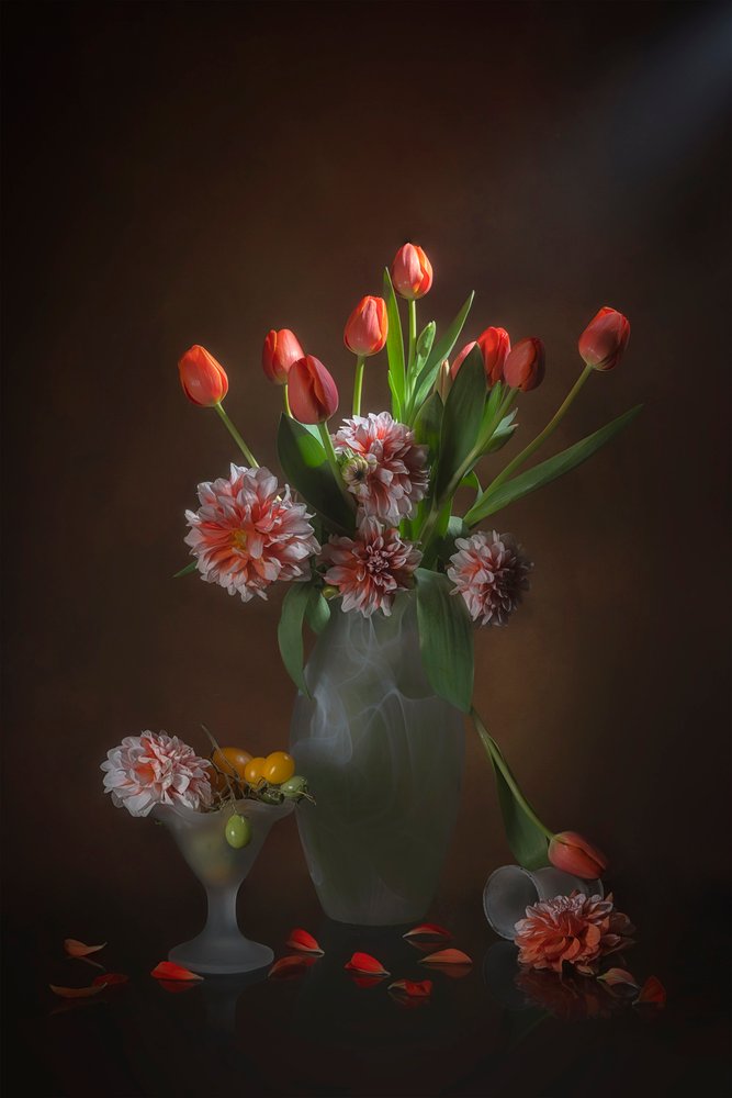 Natureza morta floral elegante de Lydia Jacobs