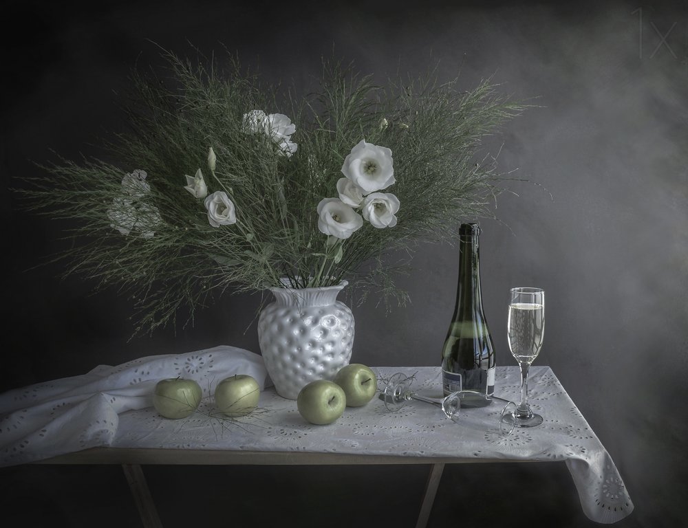 Flores e champanhe de Margareth Perfoncio