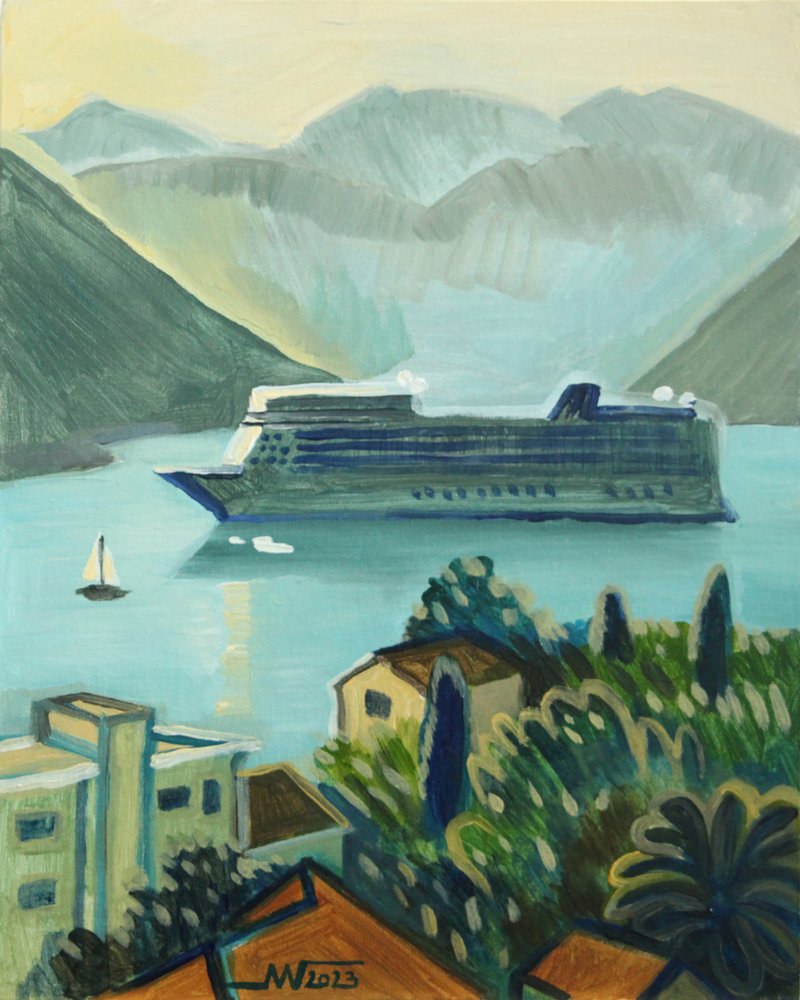 Vista de um navio de cruzeiro na costa de Marina Gorkaeva