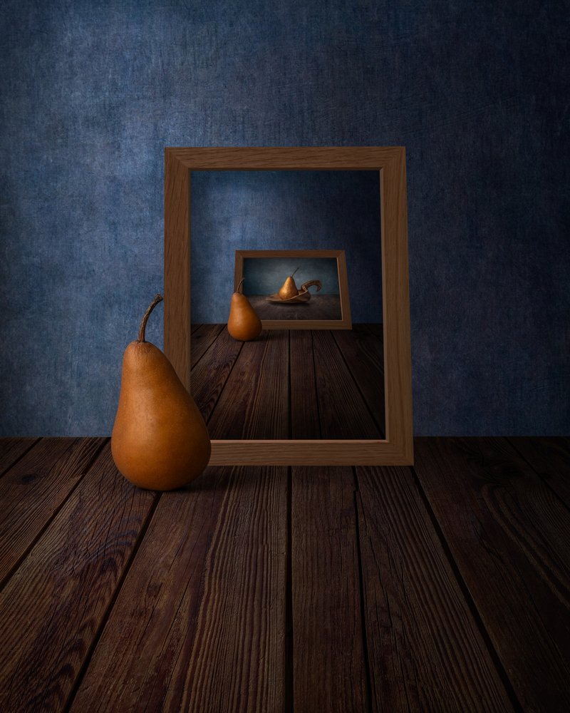 Reflexão Infinita da Pêra de Marko Klavs