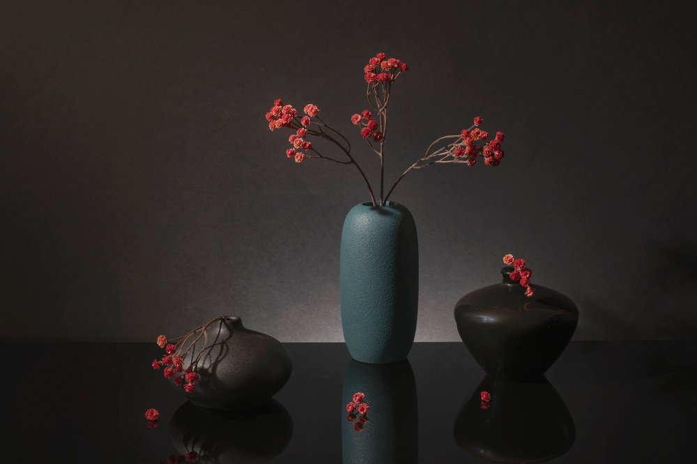 Natureza morta elegante com bagas vermelhas de Ming Chen