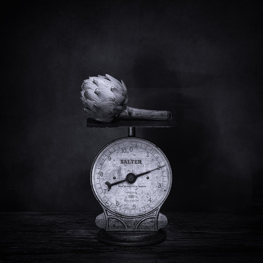 Natureza morta vintage com alcachofras de Saskia Dingemans