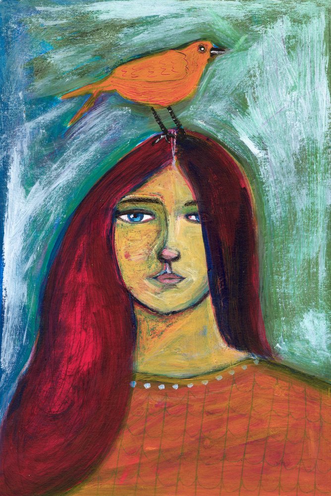 Mulher com um pássaro laranja de Sharyn Bursic