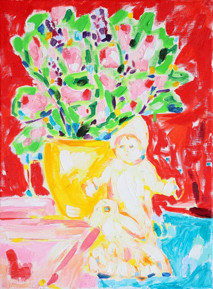 Flores coloridas e boneca de Tamara Jare