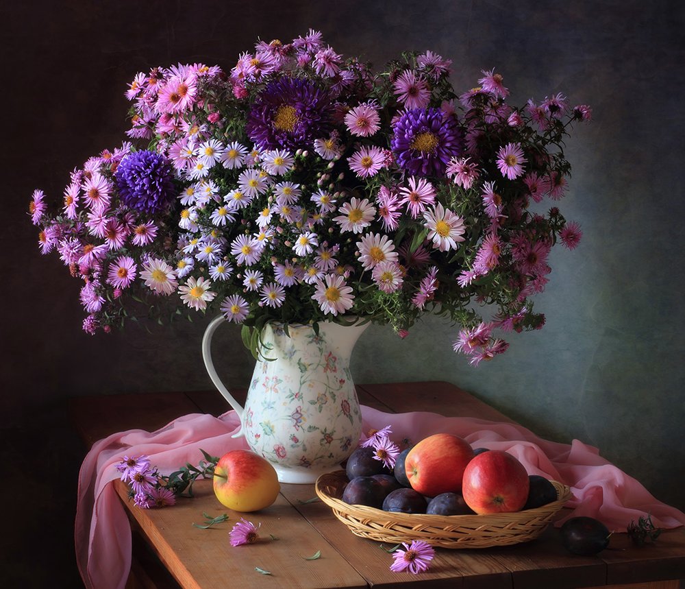 Ásteres e frutos de outono de Tatyana Skorokhod