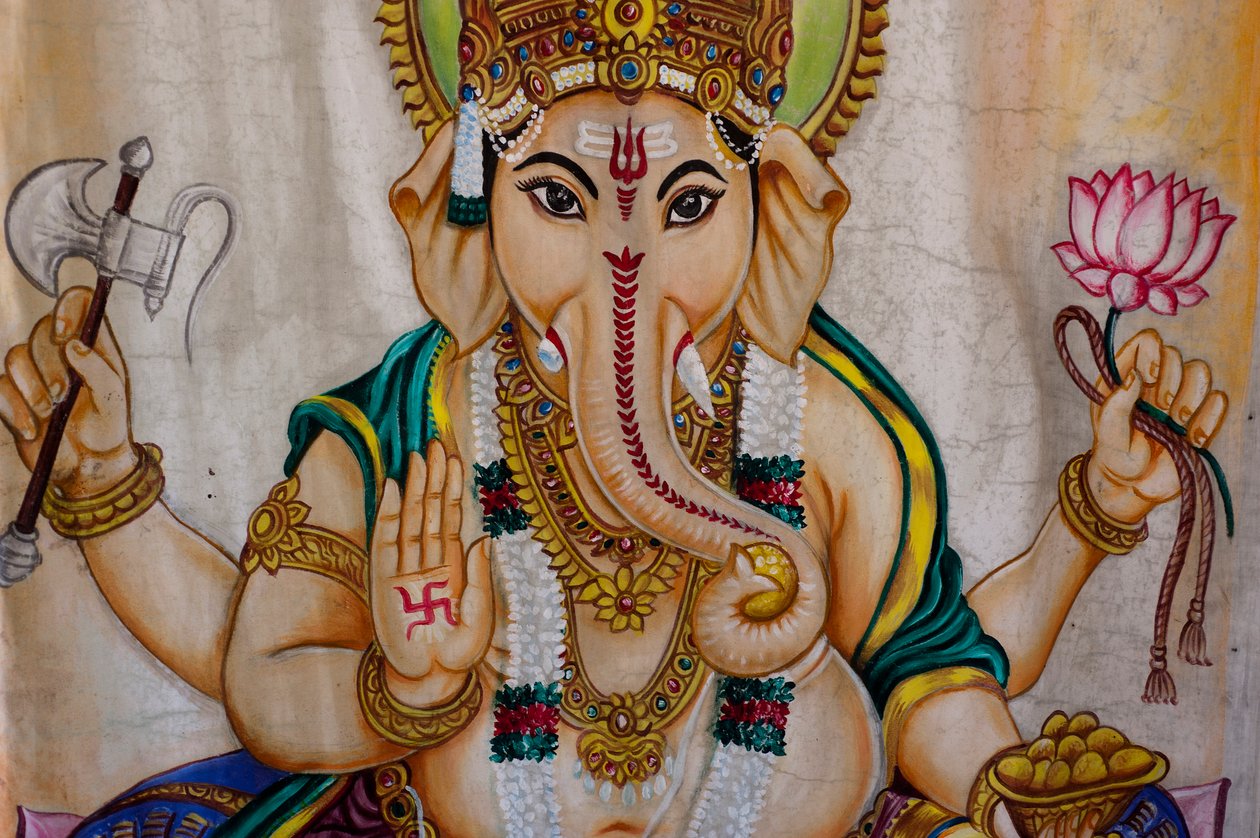 Uma pintura do elefante dirigiu a deidade Ganesh, em uma tela, na vila de Kovil, em Tirukovil, Sri Lanka. 29 de maio de 2010. de Unknown