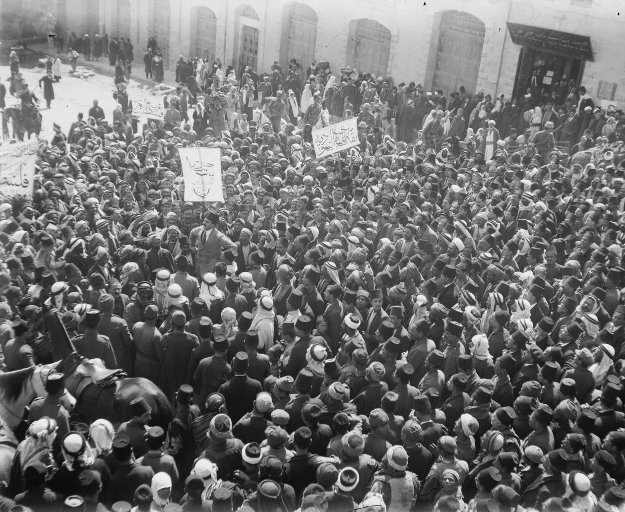 Demonstração árabe, 1920 (foto do bw) de Unbekannt Unbekannt