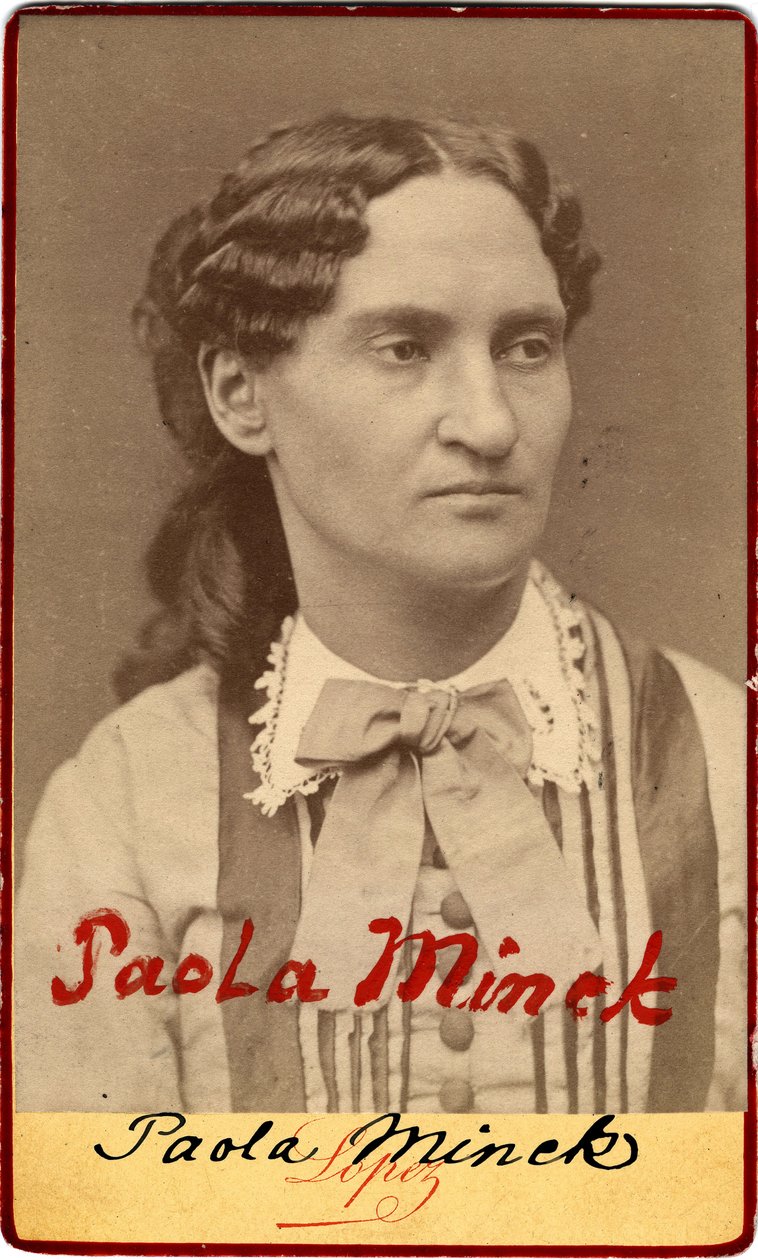 Comuna de Paris: Retrato de Paule Minck (1839-1901) Mulher de Letras, Jornalista, Franc-Maconne (Franc Maconne), Socialista e Feminista, 1871. Dim. 10,3X6,3 cm de Unknown