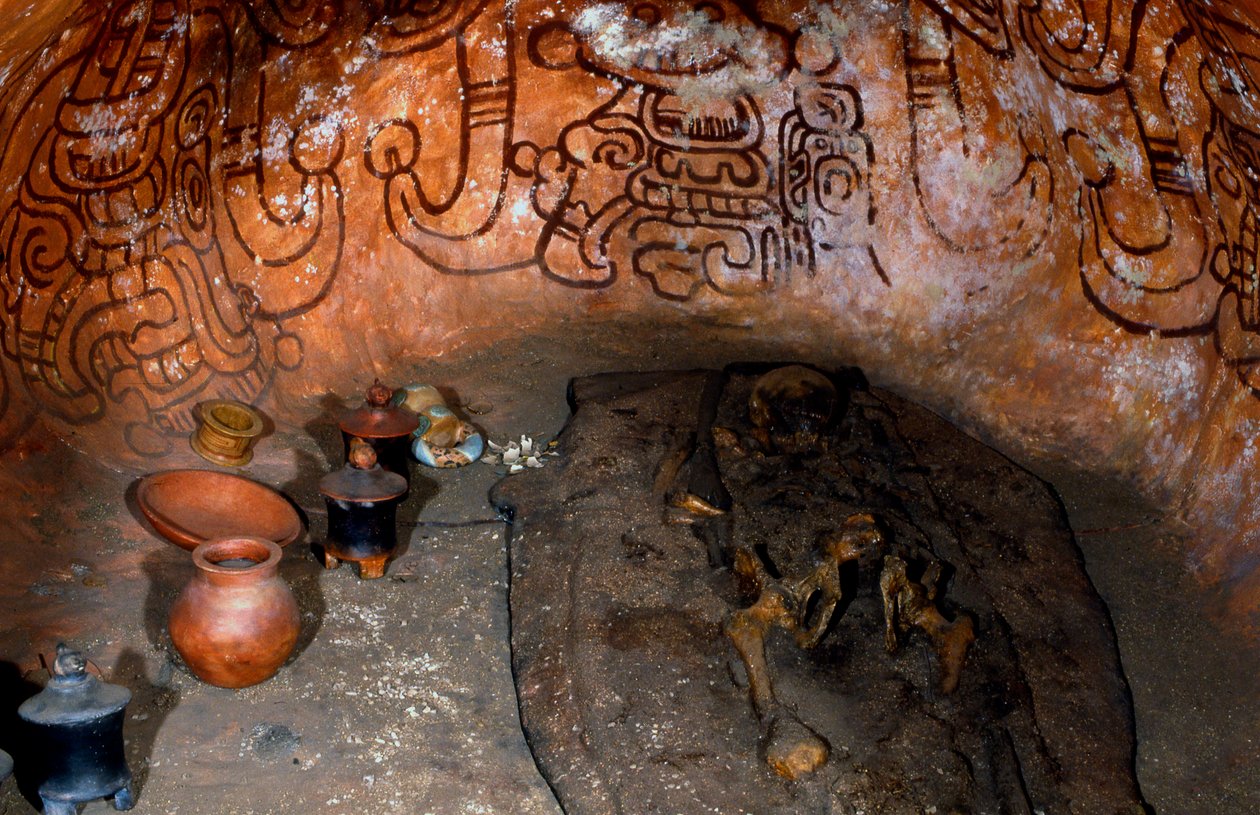 Réplica de um enterro maia em Rio Azul, Petén, Guatemala, período do Early Classic, c.300-600 AD de Unknown
