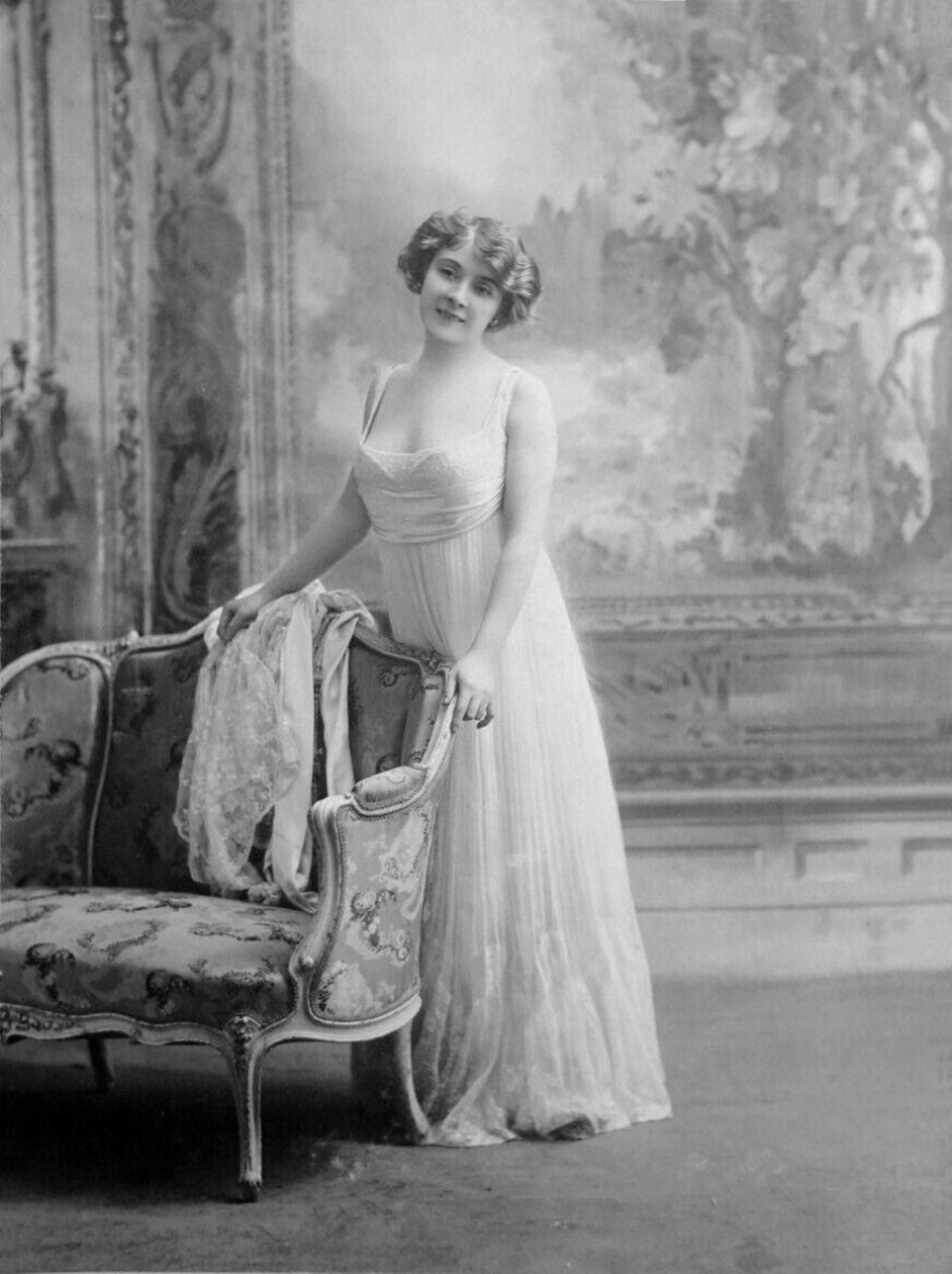 Amélie Diéterle em sua estréia como atriz no Théâtre des Variétés. de Nadar
