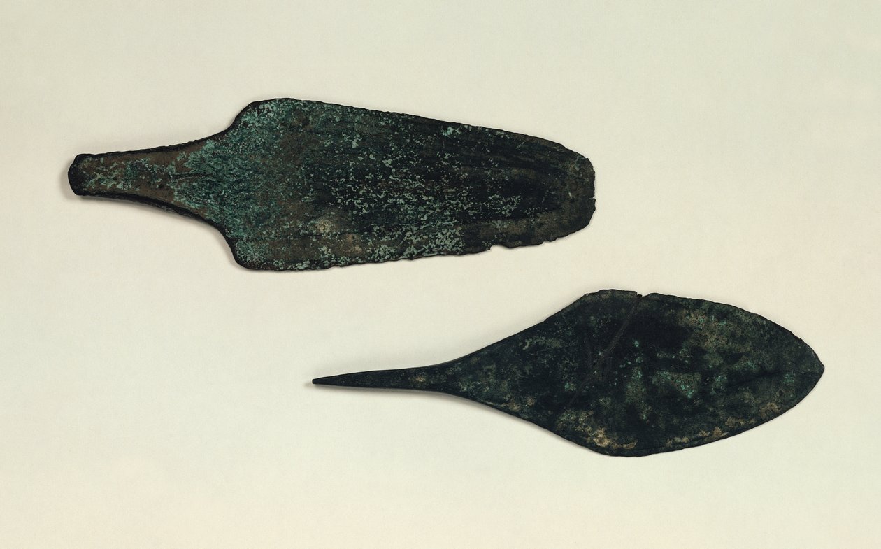 Duas adagas, 2000-1800 aC (cobre) de Prehistoric