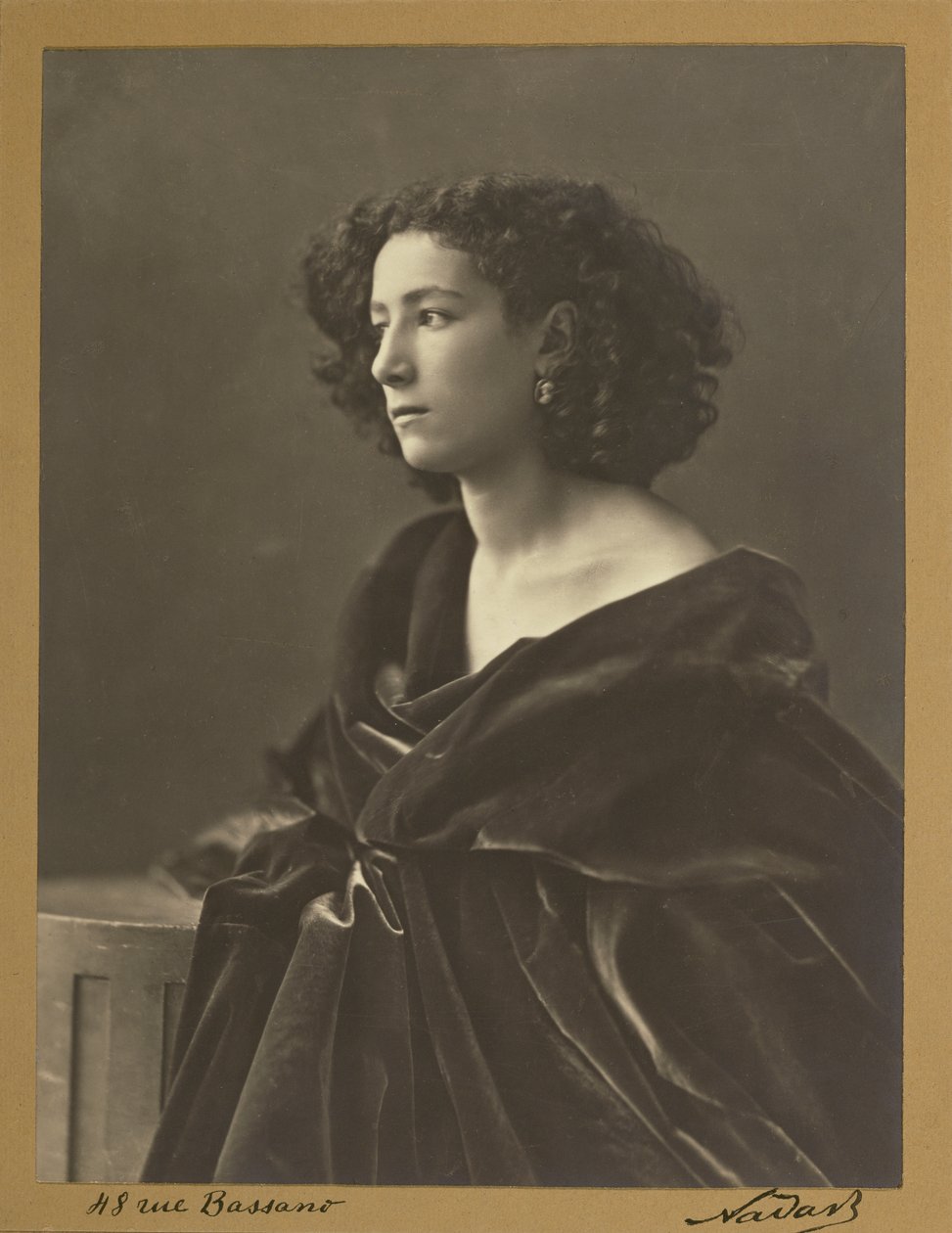 Retrato de Sarah Bernhardt em 1864 por Nadar de Nadar