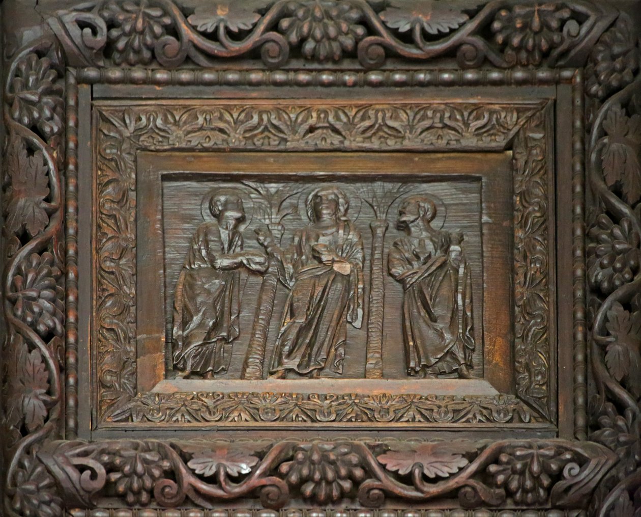 Painel da porta 5C: Cristo com dois discípulos de Unknown