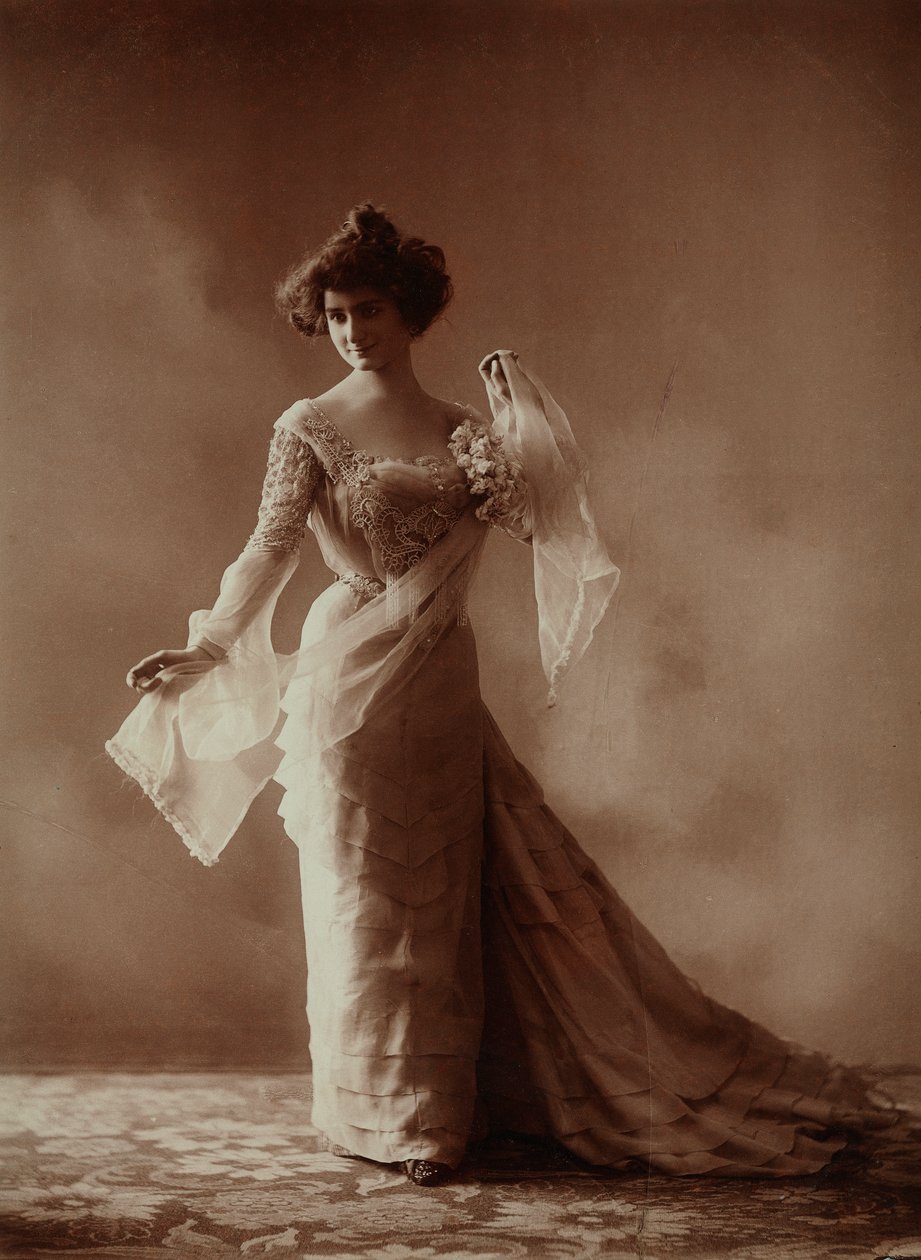 Atriz de teatro - Senhora da Via Serragli (que criatura linda!) de Unknown
