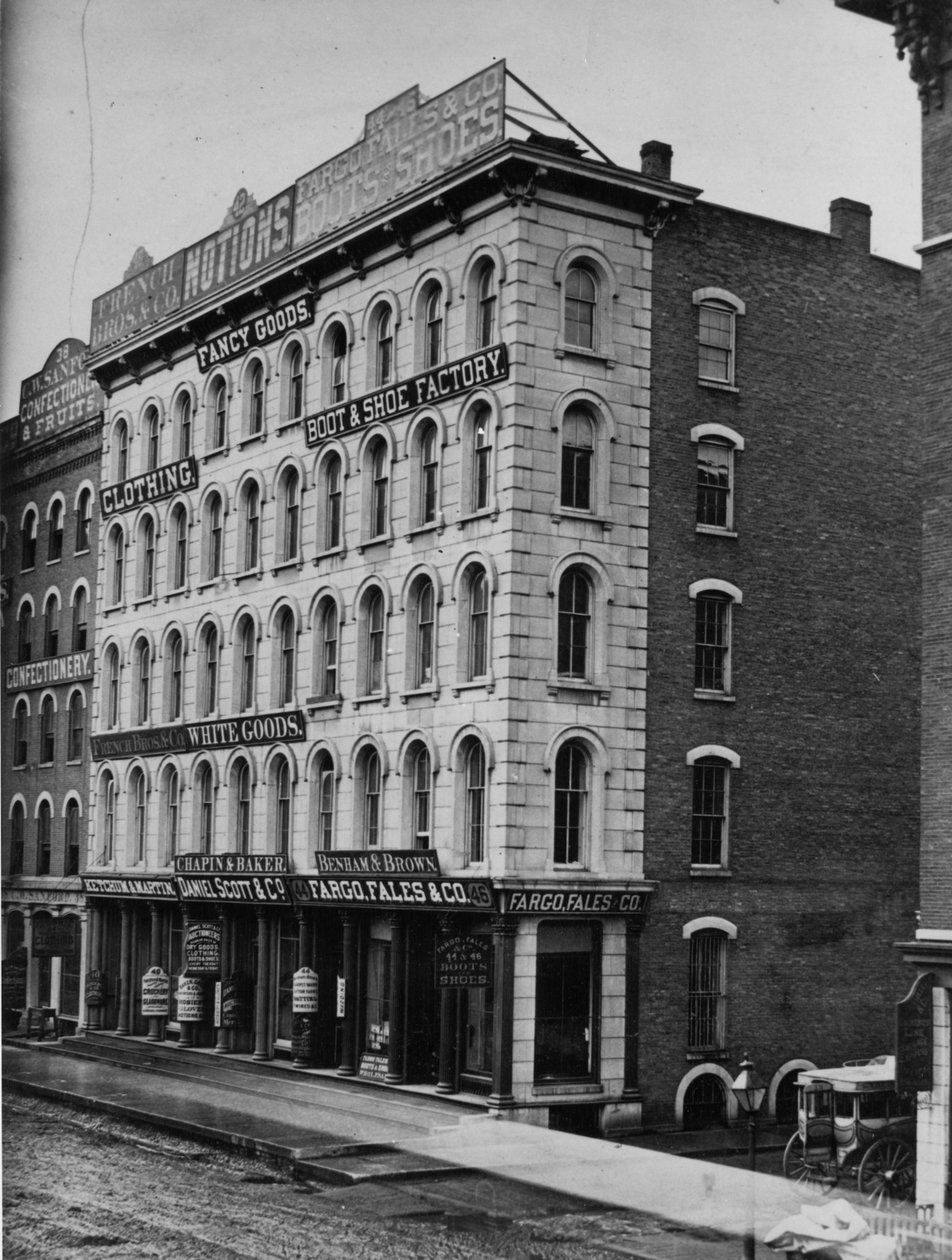 Montras em 40-46 Randolph Street, Chicago, c.1869 de American Photographer