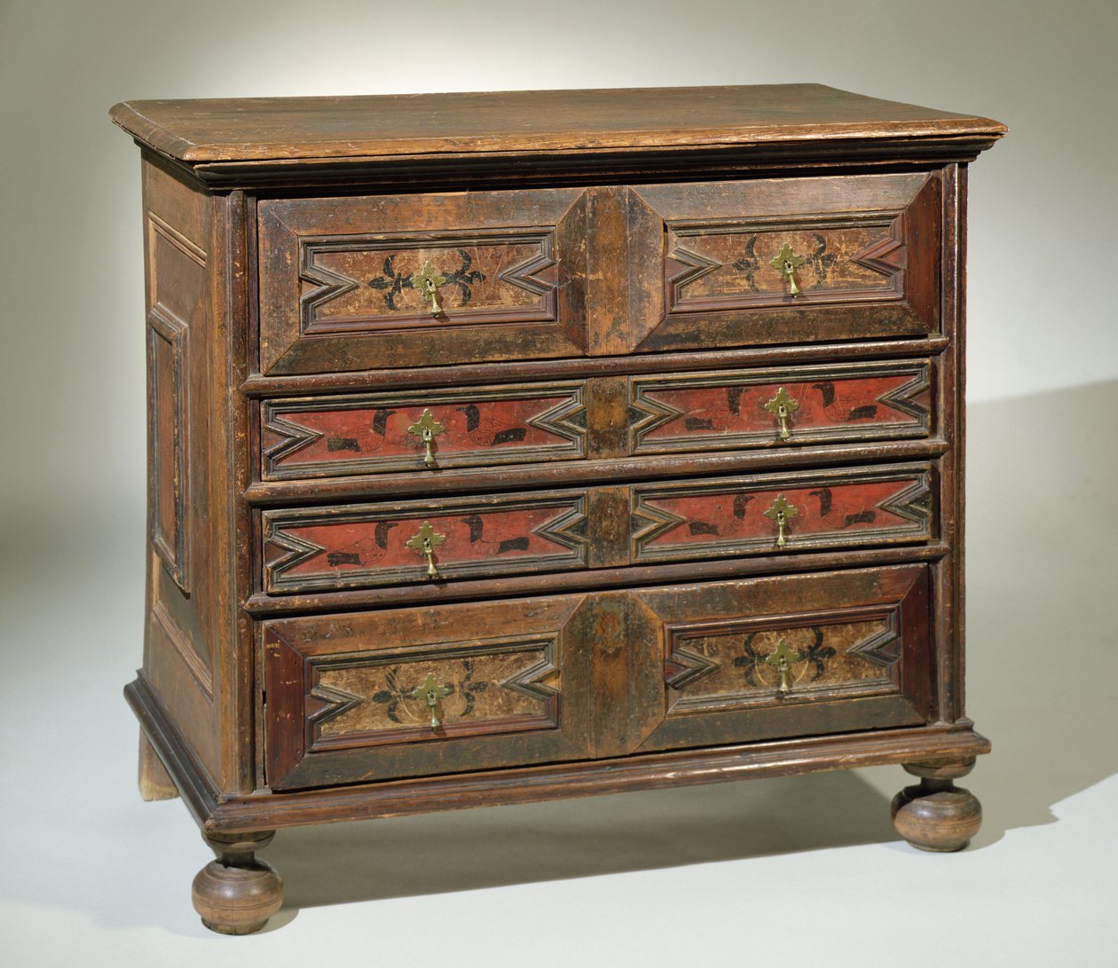 Cômoda, Massachusetts, 1680-1700 (carvalho e pinheiro e madeira) de American School