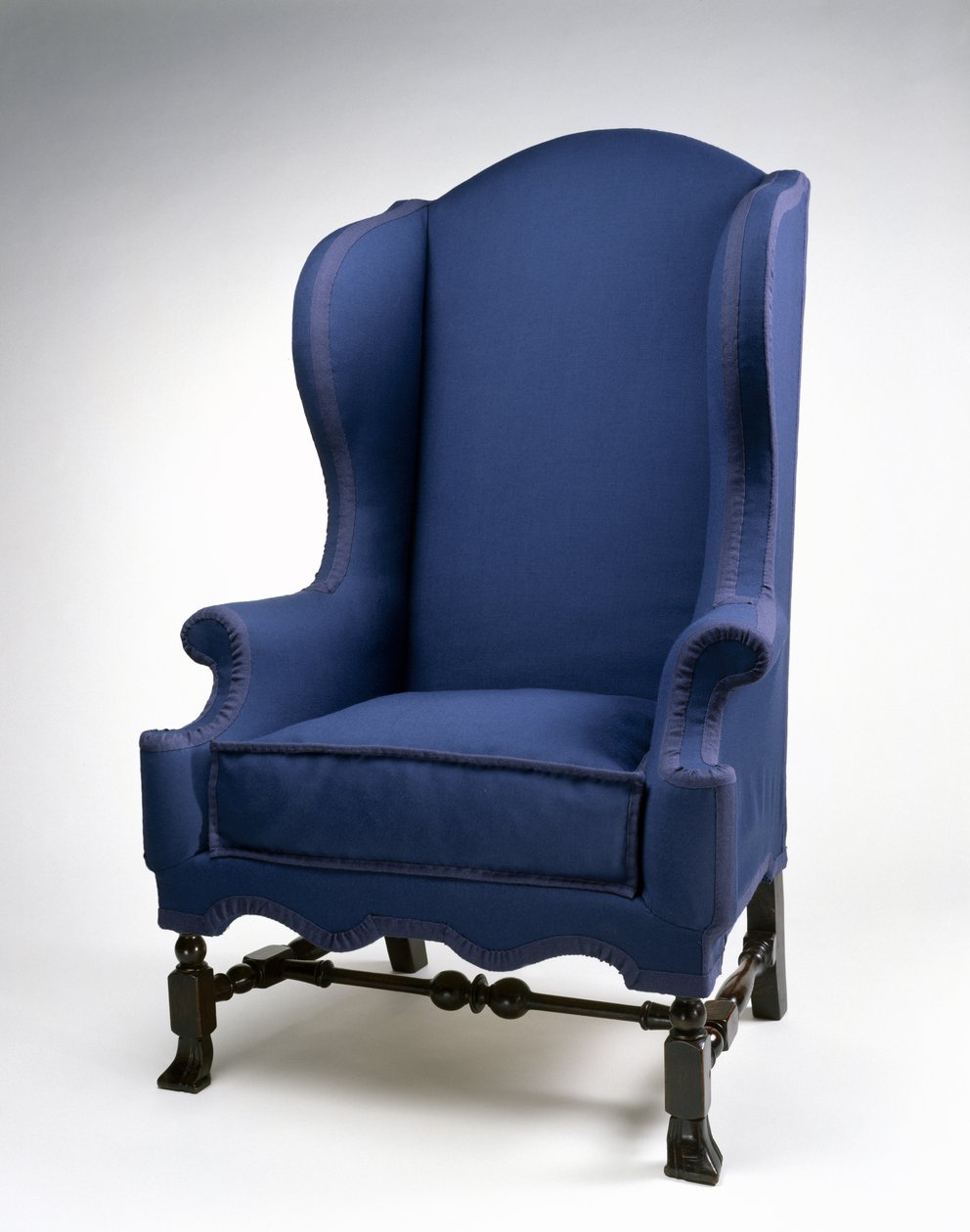 Easy Chair, 1715-1735 (bordo suave, pinho branco oriental, bordo duro e bétula) de American School