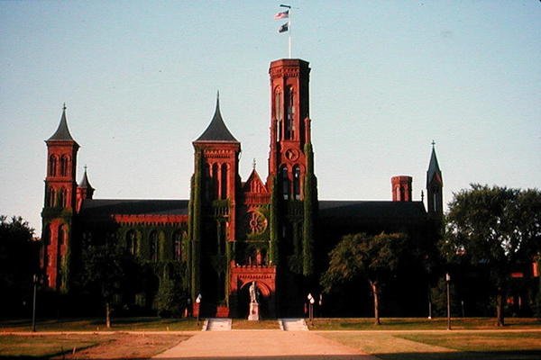Castelo Smithsonian, construído em 1855 de American School