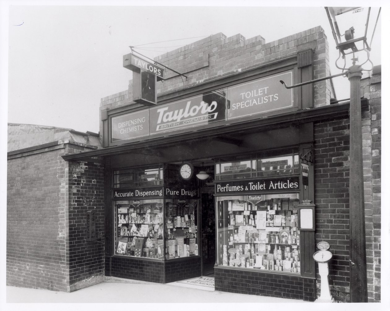 Químicos Taylors, Burley Road, Leeds, 20 de abril de 1936 de English Photographer