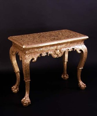 Mesa lateral esculpida, c.1720 (gesso dourado) de English School
