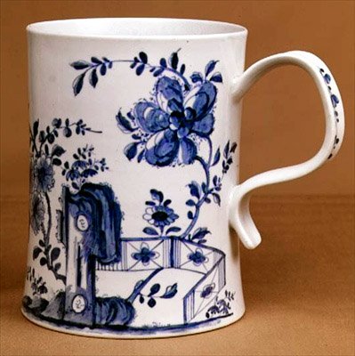 Caneca azul e branca de Worcester, c.1745 (porcelana) de English School