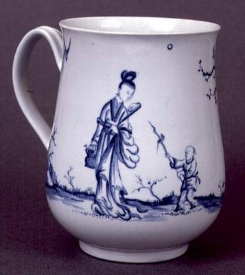 Caneca Worcester de forma de balaústre decorado em underglaze azul, c.1755 (cerâmica) de English School