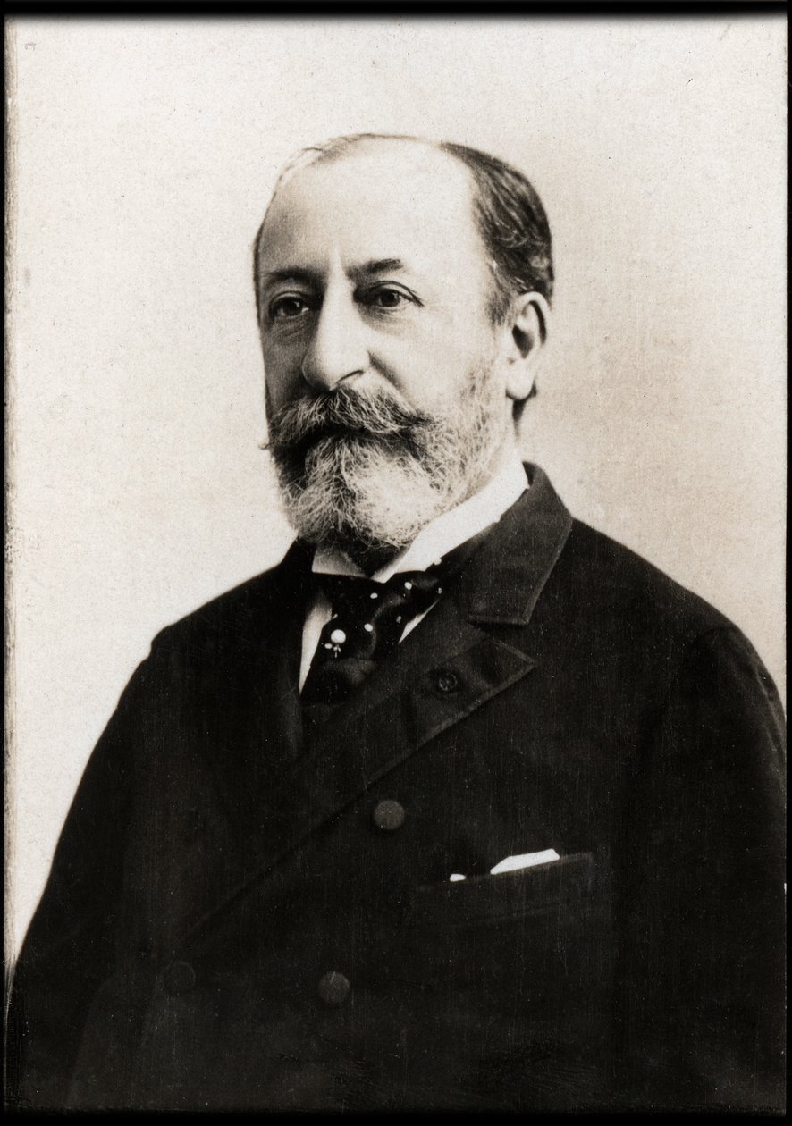 Retrato de Camille Saint Saens (1835-1921), compositor francês, organista, maestro e pianista. de French Photographer