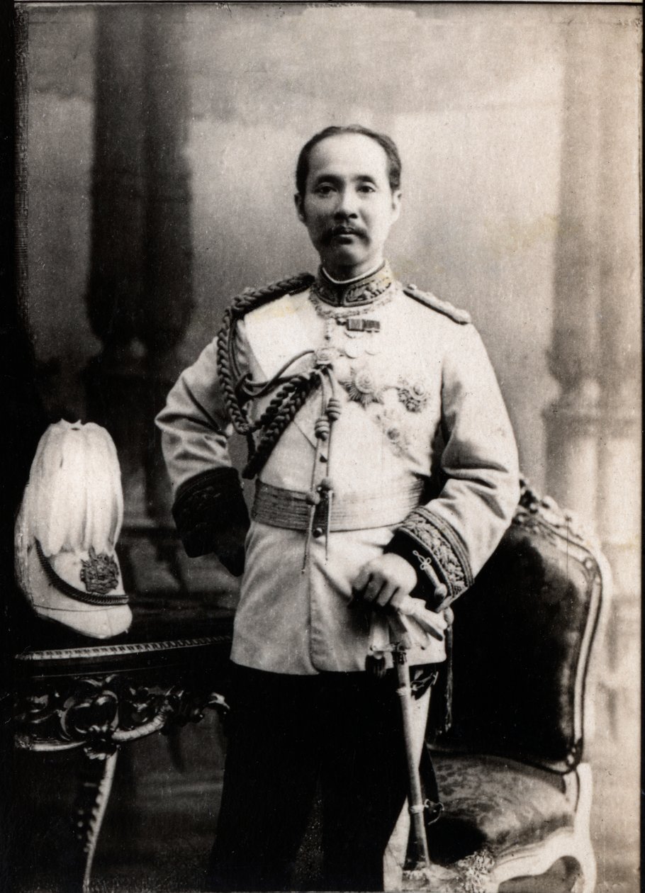 Retrato de Chulalongkorn (Rama V) (1853-1910), rei de Sião (Tailândia). de French Photographer