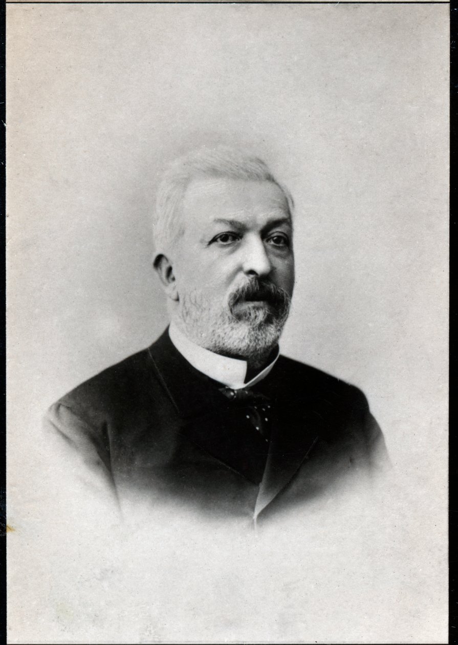 Retrato de Ernest Constans (1833-1913), político francês e administrador colonial. de French Photographer