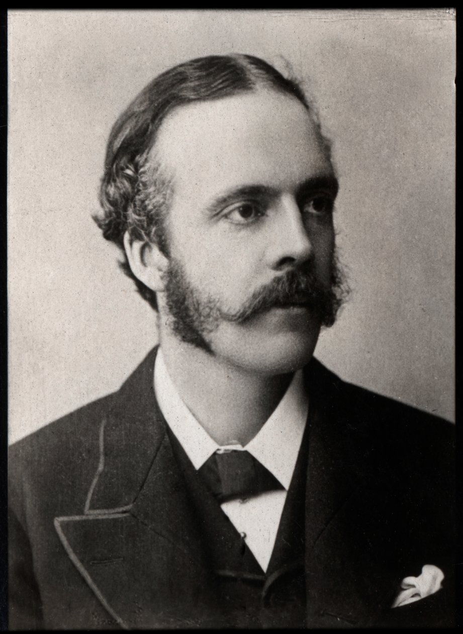 Retrato do senhor Arthur James Balfour (1848-1930), político britânico e estadista. de French Photographer