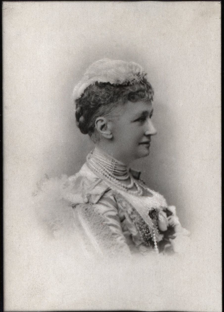 Retrato de Louise da Suécia (1851-1926), rainha consorte da Dinamarca. de French Photographer